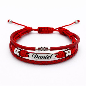 Brățară din piele personalizată cu nume, culoare roșie, plăcuță gravată 24x6 mm